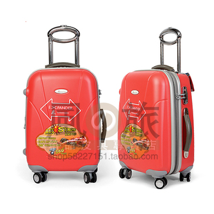 买了个拉杆箱,收货后发现有撞击的痕迹,发了照