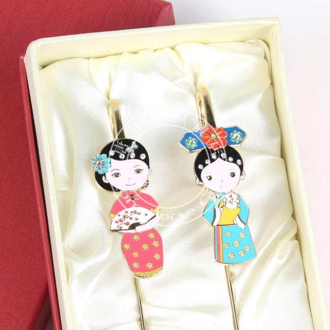 格格旗袍工艺品送老外...