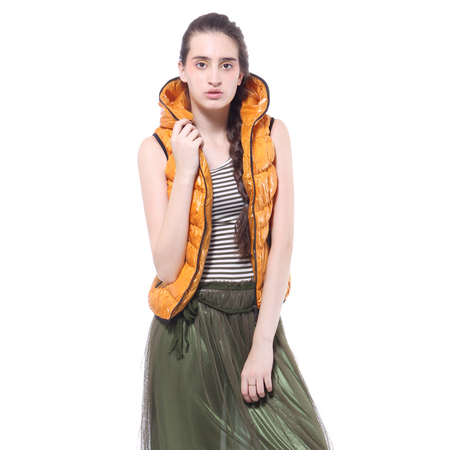 <em>雅鹿羽绒马甲</em>旗舰店,<em>雅鹿羽绒马甲</em>价格,羽绒马