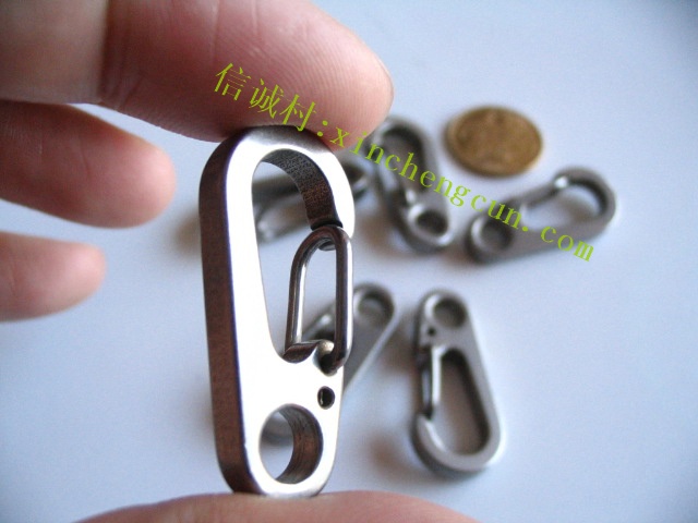 2017 quality goods EDC All stainless steel Flashlight Hanging buckle outdoors Swiss Army Knife Hooks key Lock catch medium , pleasein the Outdoor/Mountaineer/Camping/Travel Goods , Tool/Multi Tools , Hanging buckle category - from Buy2taobao.com to provide professional Taobao agent buy service