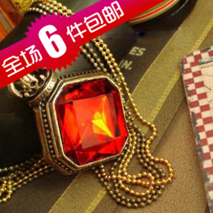  4222 洋洋饰品厂批发 复古皇冠 雕花镶嵌红宝石吊坠项链 毛衣链