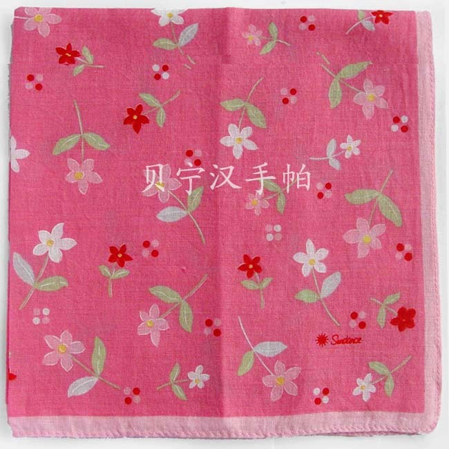 貝甯漢手帕·丫頭二鈕 全棉印花在類目 尿片/洗護/餵哺/推車牀, 水杯/餐具/研磨/附件, 口水巾/吸汗巾/飯兜/毛巾, 手帕中 - 來自Buy2taobao.com提供專業的淘寶代購服務