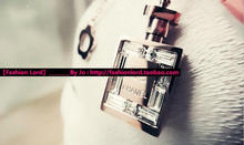 [2011] CHANEL perfume regalos contador de botella VIP de cumpleaños de 18 quilates chapado en oro collar de pequeñas fragancia especial