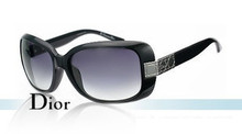 La Sra. satisfacción gafas de sol Dior paquete de 61 / F versión asiática del 61 aniversario de la edición especial en caliente comprar