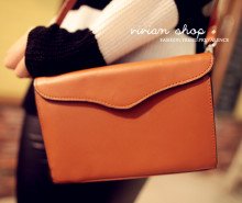 25Ԫ OL����б���2012�¿�Ůʽ�����Ű���ţƤС���ǹ�ɫ390g