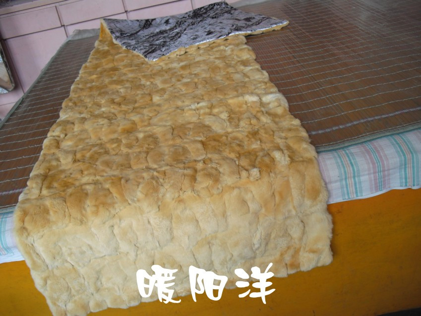 新款獭兔毛床尾毯兔毛毯子飘窗垫床旗羊毛床搭桌旗搭巾在类目 床上用品, 休闲毯/毛毯/绒毯中 - 来自Buy2taobao.com提供专业的淘宝代购服务