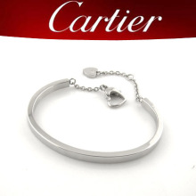 [Contador] Cartier Cartier 09 simultáneas caliente Cartier pulsera de plata de los modelos femeninos de los corazones