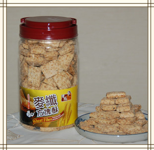  4桶包邮台湾嘉义特产零食饼干-老杨方块酥(麦纤口味)-全麦方块酥