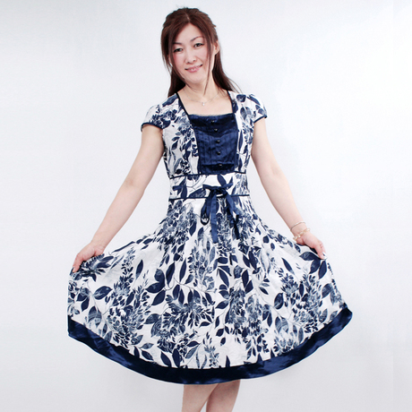 <em>四十岁女人夏装</em>搭配图片_夏季服装搭配的技巧