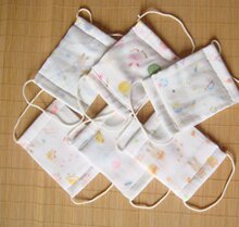 西松屋纱布口罩 印花纯棉口水巾婴幼儿挡风沙防病毒宝宝出门必备