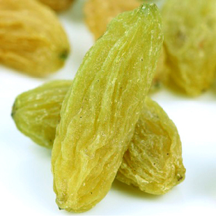  金冠 新疆特产吐鲁番葡萄干 无核无色素 绿色零食 13.5元/250G
