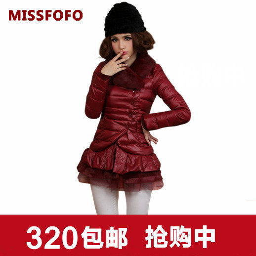 2012秋冬新品羽绒服 女 短款奢华獭兔大毛领短款蕾丝羽绒服