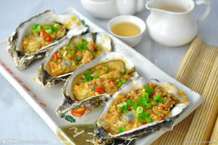  散装贝类制品 新鲜活冻生蚝 营养美味 烧烤必备 79g/只 买十送一