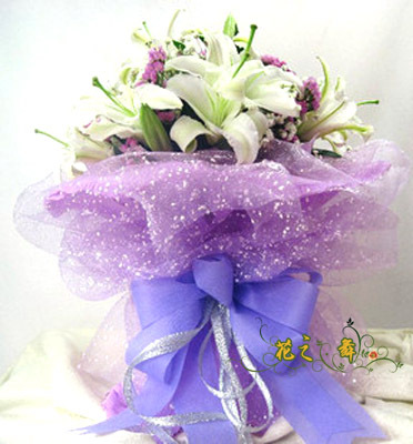 香水百合花束武汉鲜花速递长沙南昌西安鲜花市内快递成都南宁送花在类目 鲜花速递/花卉仿真/绿植园艺, 鲜花速递(同城)中 - 来自Buy2taobao.com提供专业的淘宝代购服务