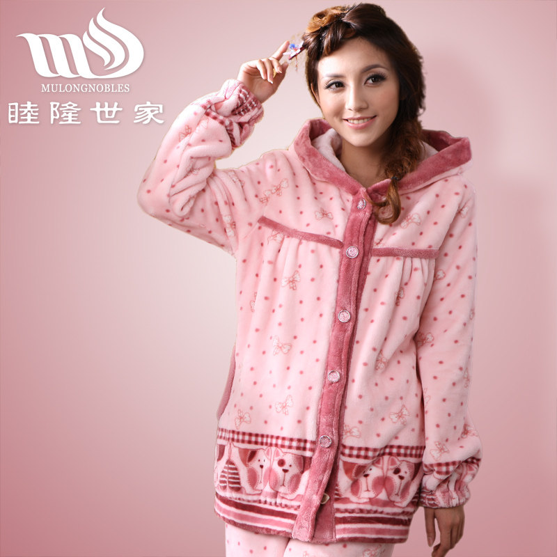 【<em>睡衣</em>冬季加厚 女】_帮<em>美女解睡衣</em>怎么玩_大