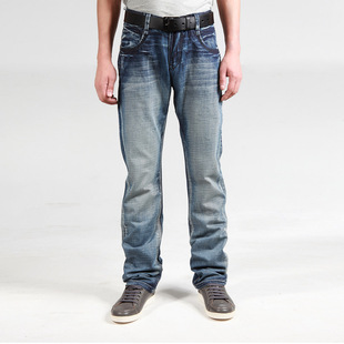 牛仔面料: 全棉牛仔布裤型: 直筒裤 有同样的或