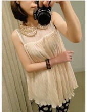 2012春新款亮片小翻领不规则下摆百褶娃娃衫 2色