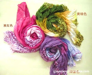 有哪位亲知道哪个网站有卖·小围巾可以绑成蝴