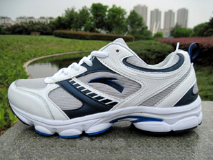  年新款男子跑步鞋 网布跑鞋 男式运动鞋轻便透气旅游鞋潮