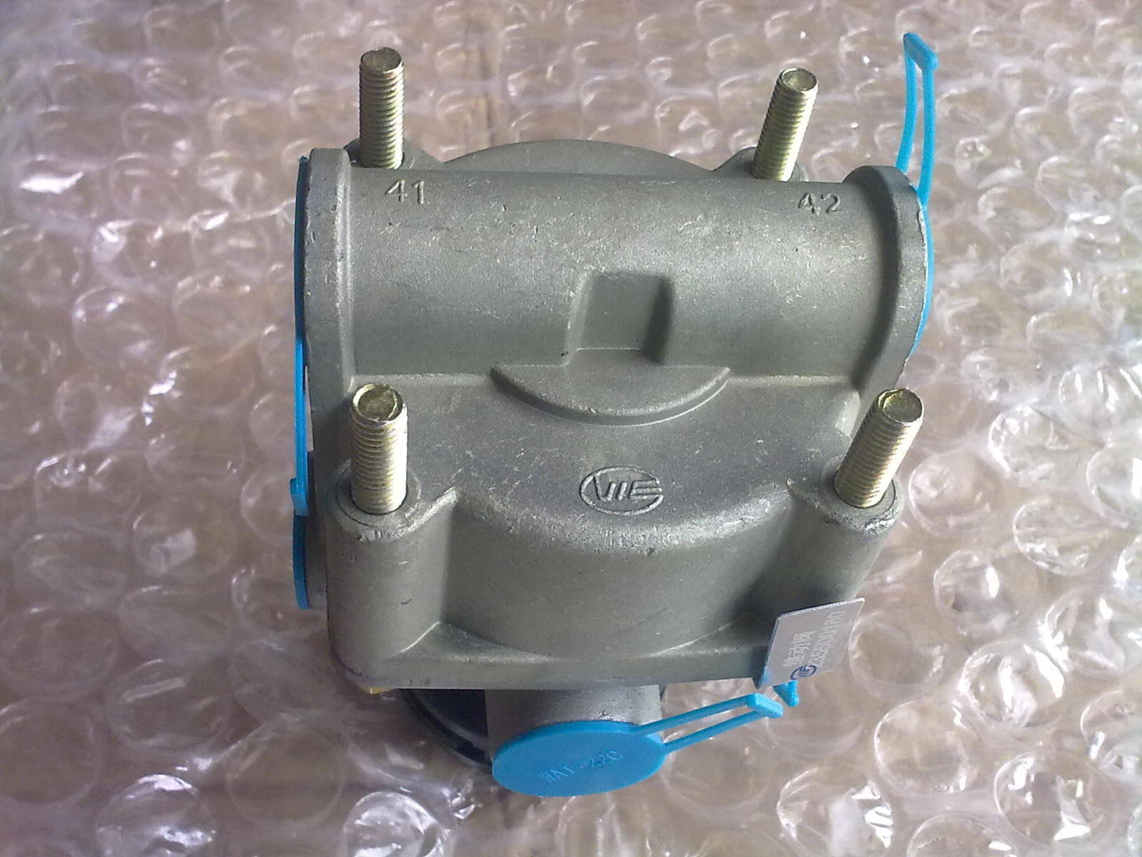 厦门大金龙宇通安凯客车配件 大金龙刹车继动