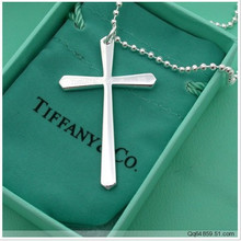 La pérdida de 9,8 yuanes especial Tiffany Collar / Tiffany - collar con una cruz a largo