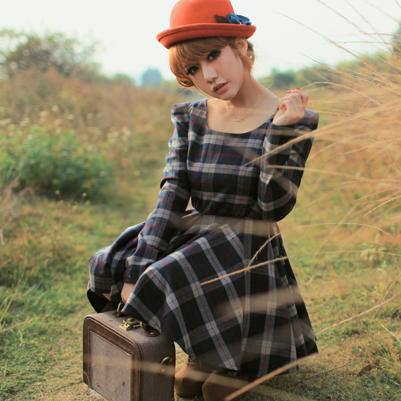 女装复古连衣裙...