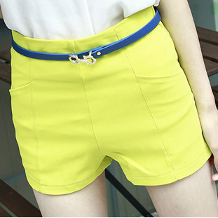 <em>女生</em>超<em>短裤</em> : <em>女生</em>超<em>短裤</em>图片及搭配,<em>女生</em>超<em>短裤</em>