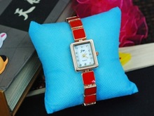 Moda para mujer OL rojo reloj pulsera cuadrado [60045] 2011 forma femenina de negocios nuevos