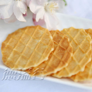  韩国食品 乐天小瓦夫饼干（奶油鸡蛋煎饼）40g克盒装薄脆华夫食品