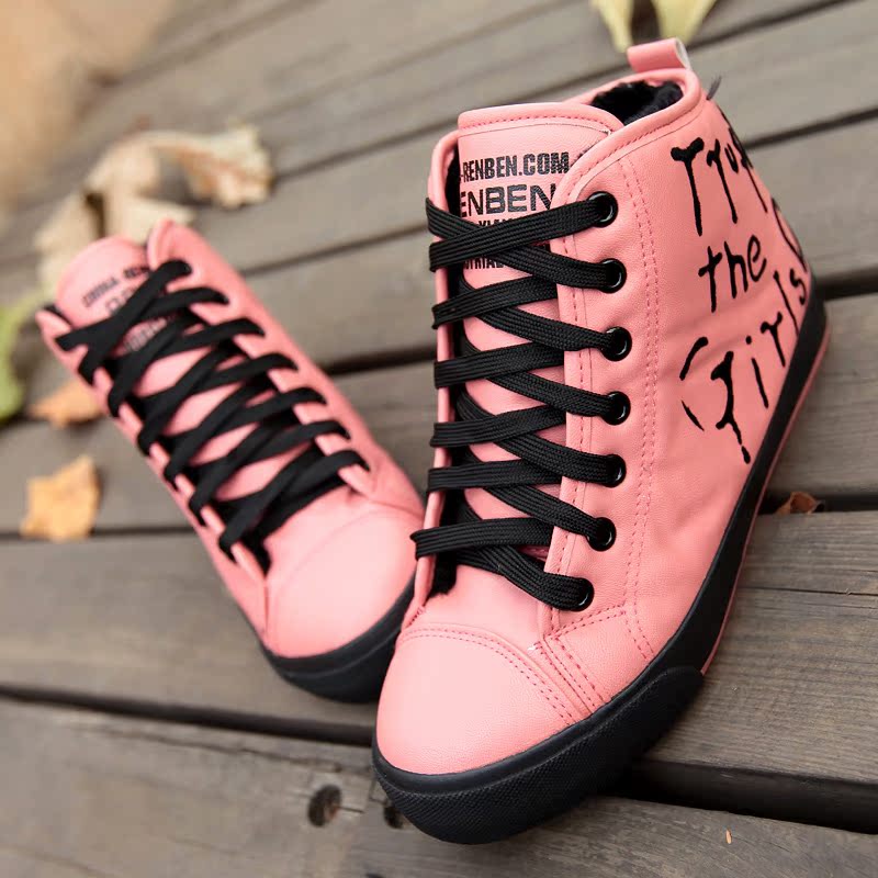 女靴雪地靴涂鸦平底...