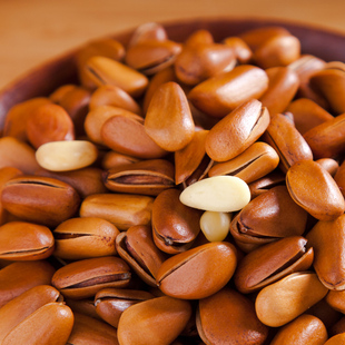  4份包邮【淘滋源】新货坚果零食特产 东北野生开口红松子