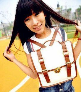 美丽<span class=H>女</span>生漆皮<span class=H>双肩</span><span class=H>包</span>蘑菇街<span class=H>女</span><span class=H>包</span>邮差手提<span class=H>包</span>2012夏季韩版小<span class=H>包</span><span class=H>女</span>式<span class=H>包</span>