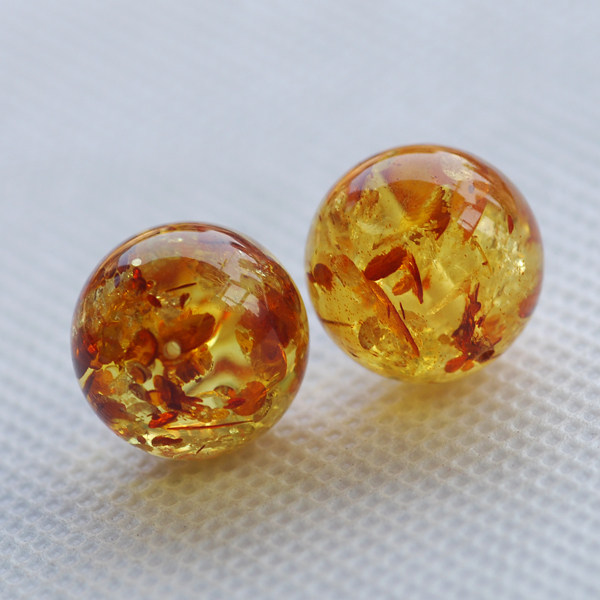 天然琥珀,◆<em>三姐妹</em>精石屋◆ 天然琥珀戒面 裸石