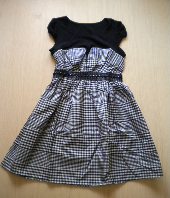 <span class=H>千百惠</span> 正品 剪标 短袖拼接 修身 连衣裙 女 2012新款 促销