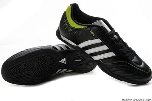  包邮正品阿迪达斯ADIDAS卡卡5代KAKA平底室内黑白男鞋足球鞋