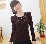 新品2012春装女装新款韩版柳钉装饰小耸肩枣红色百搭长袖T恤