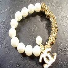 CHANEL moda pulsera de perlas simple y elegante
