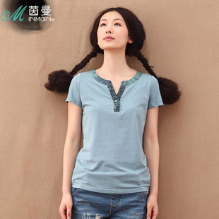  茵曼旗舰店 夏装正品新款女装棉暗花刺绣V领短袖T恤女修身