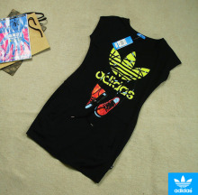 2012ADIDAS三叶草正品 女子夏季圆领长款短袖半袖运动休闲连衣裙