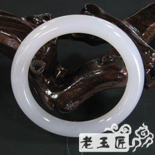 【秒杀】极品温润白玉镯自戴送礼佳品★天然A货㊣限量特惠