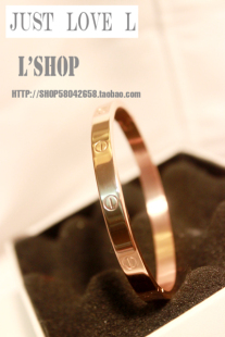  高贵卡迪。手镯。简单。大方。钛钢 永不褪色。自留。推荐款