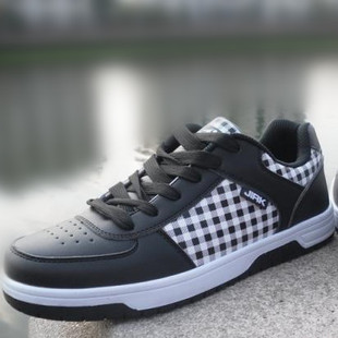  断码清仓男士低帮休闲鞋男款系带板鞋男防滑耐磨棉质鞋子格纹鞋子