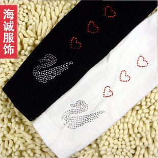 吸引力 2011新款童装女童秋春秋款木代尔黑白色儿童打底裤袜1018