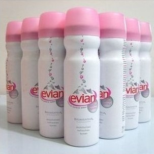 依云保湿喷雾50ml 11元起