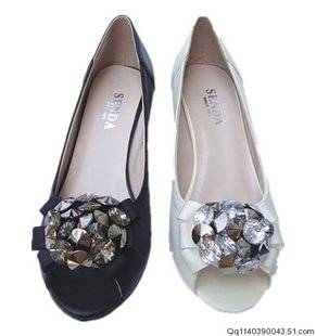 森达新款女鞋 黑色 白色 羊皮 森达鱼嘴女凉鞋 专柜正品