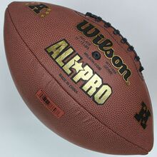 正品维尔胜/wilson(NFL)原单出口美国橄榄球 假一罚十