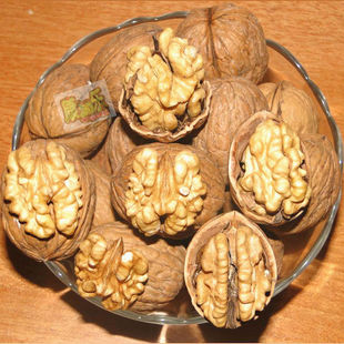  进口核桃 薄皮核桃 无涩味 肉饱满 仁脆味香 小孩喜欢吃 3斤包邮