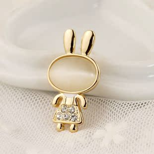  森系可爱萌猫眼石小兔胸针 女 韩国饰品 情人节礼物A9206