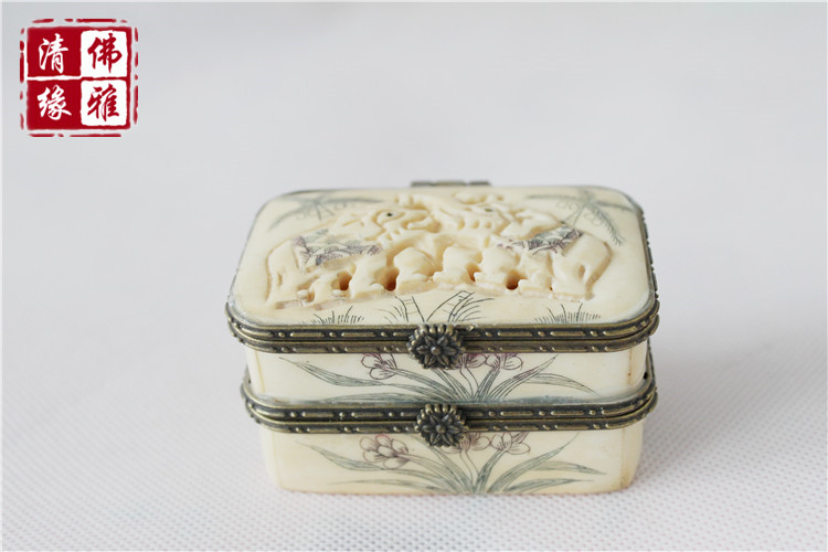 70 Decade Engraving Factory Bone system Pure handwork Hollow carving Bring Double Elephant double-deckin the Arts and crafts , Minority handicrafts , Wa category - from Buy2taobao.com to provide professional Taobao agent buy service