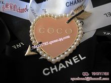 Especial!  Chanel Día de San Valentín la primera columna / Cupido Broche Corazón